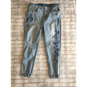 Kensie blue embroidered jeans size 14